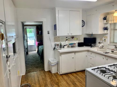 411 Pine St, Nocona TX 76255-1412 exterior