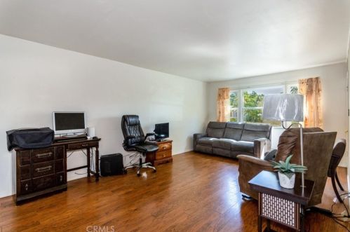 841 Normandy Pl, Santa Ana CA 92701-6223 exterior