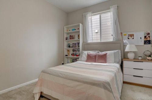 27904 9 Dr, Aurora CO 80018 exterior