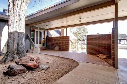 5031 Chester St, Englewood, CO 80111-1329