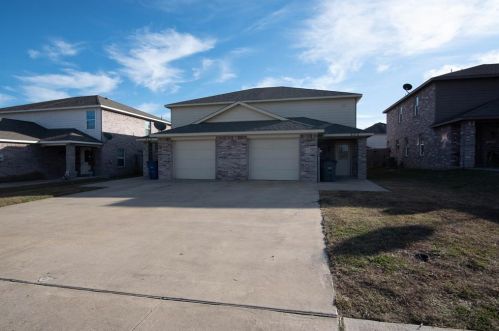 833 College St, Princeton TX  75407-6734 exterior