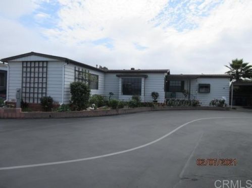 82 Seagull Ln, Oceanside, CA 92057-6426