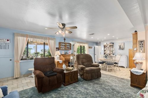 16407 Mcallister St, Riverside CA  92503-6150 exterior