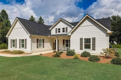 115 Courtland Rd, Brooks, GA 30205-0027