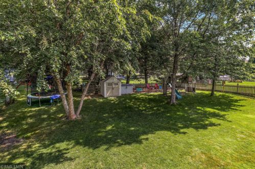 1357 Interlachen Dr, Saint Paul MN  55123-2159 exterior