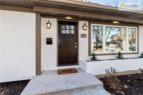 6346 Maple Dr, Shawnee Mission, KS 66202-4314