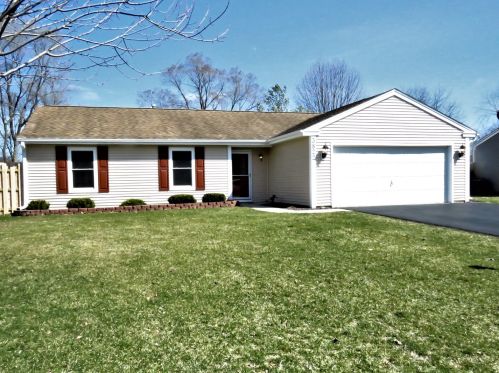 3822 Olympia Ln, Island Lake, IL 60042-9699