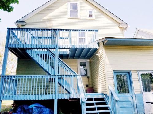 220 Pearl St, Torrington CT  06790-5233 exterior