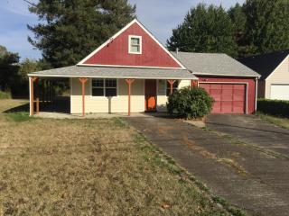 45 Williams St, Lebanon, OR 97355-4356