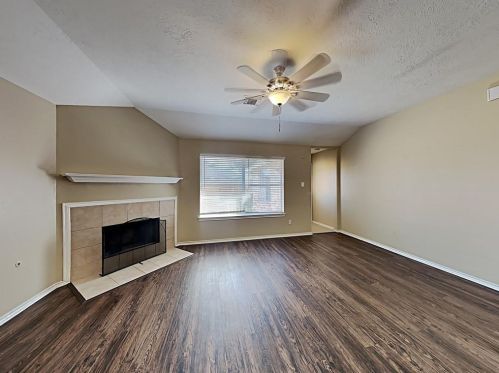 2513 Cloudcroft Dr, Deer Park, TX 77536-1815