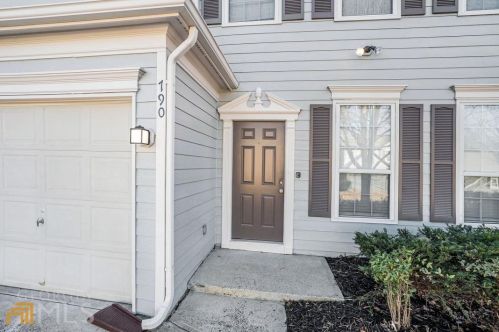 790 Weybourne Ct, Marietta, GA 30066-4804