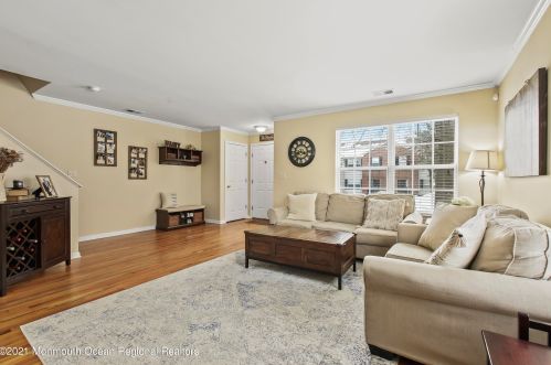 108 Drs James Parker Blvd, Tinton Falls, NJ 07701-1472