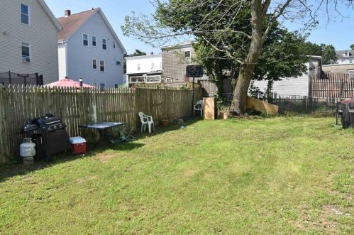 42 Parker St, Woonsocket, RI 02895-5253