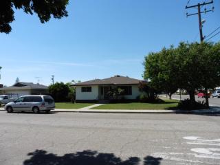 1517 Klein Ave, Navelencia, CA 93654-3939