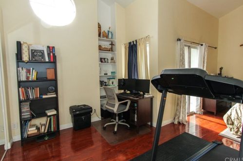 227 Coffman St, Anaheim CA  92805-7100 exterior