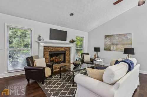 3109 Ebenezer Rd, Marietta, GA 30066-4544