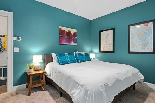 2113 Elvan Cir, Atlanta GA  30317-1307 exterior