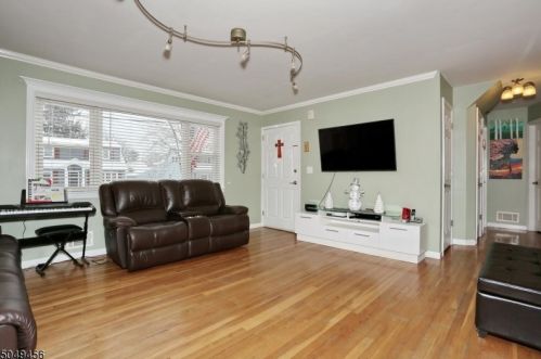45 11th Ave, Paterson, NJ 07506-1108