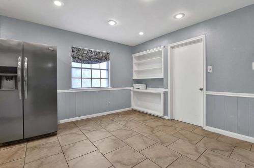 403 Pebblebrook Dr, Taylor Lake Village TX  77586-6012 exterior