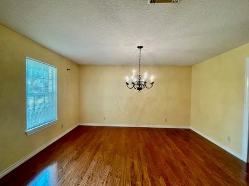 16 Erik Dr, Angleton, TX 77515-3472