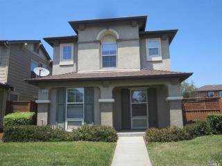 3064 Puffin Cir, Fairfield CA  94533-8912 exterior