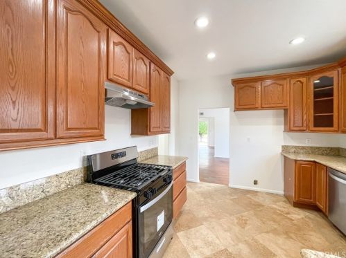 522 Helena St, Anaheim CA  92805-4530 exterior