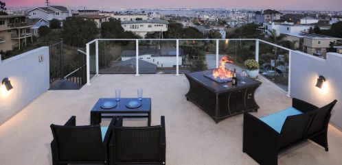 1555 Clove St, San Diego, CA 92106-2165