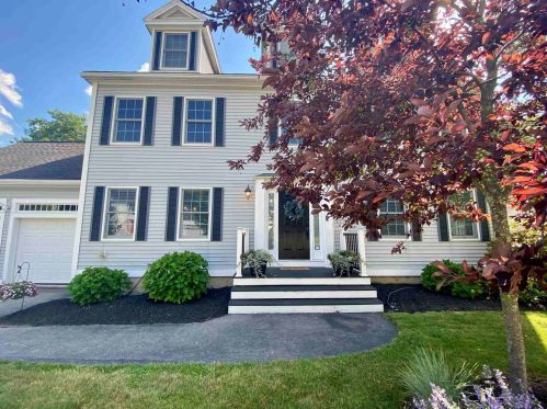 17 Lupine Ln, Rochester, NH 03868-5724