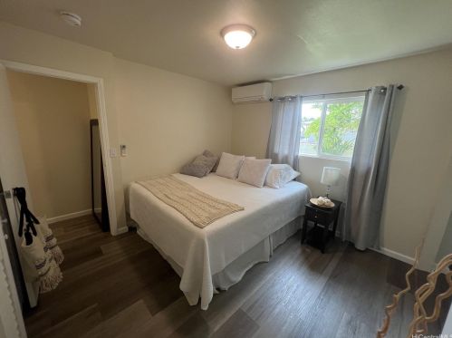 468 Kaumakani St, Honolulu HI  96825-2325 exterior