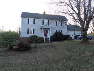 129 Windsong Ct, Gastonia, NC 28056-8897