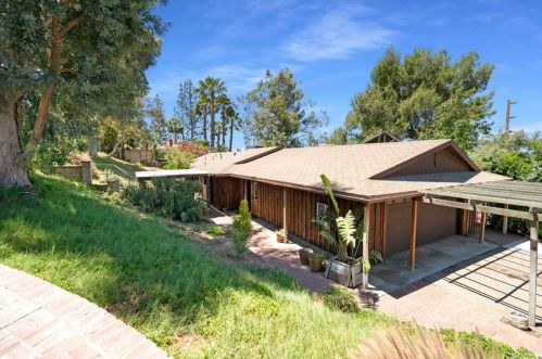 4894 Palo Verde Ln, Riverside, CA 92501-3947