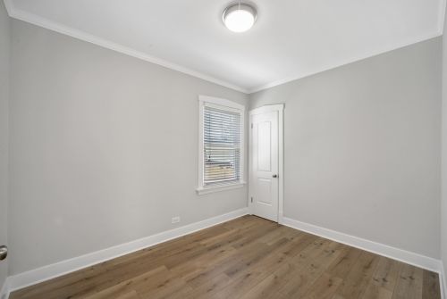 6534 Ebinger Dr, Niles IL 60714-4435 exterior