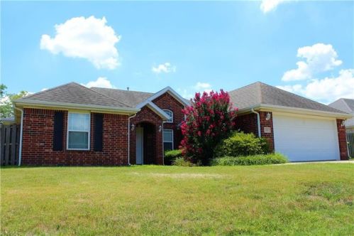 231 Coopers Way, Centerton, AR 72719-9429