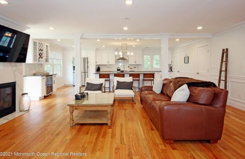 39 Harrison Ave, Tinton Falls NJ  07701 exterior