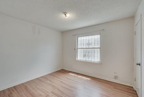 234 Cherry Pt Dr, Dallas TX  75232-3629 exterior