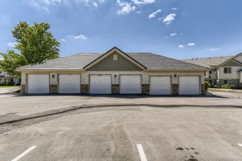 22540 Ontario Dr, Aurora CO 80016-2706 exterior