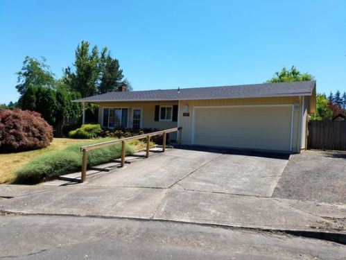 3358 18th Ct, Damascus OR  97080 exterior