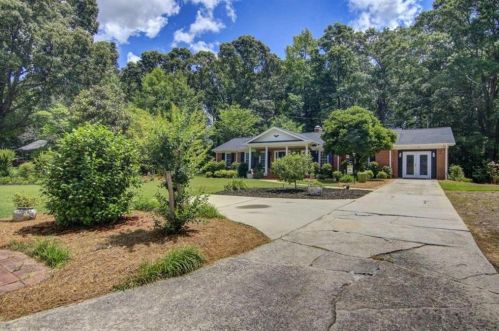 5239 David Cir, Porterdale, GA 30014-3106