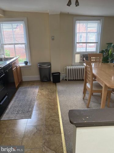 643 22nd St, Philadelphia PA  19130-3136 exterior