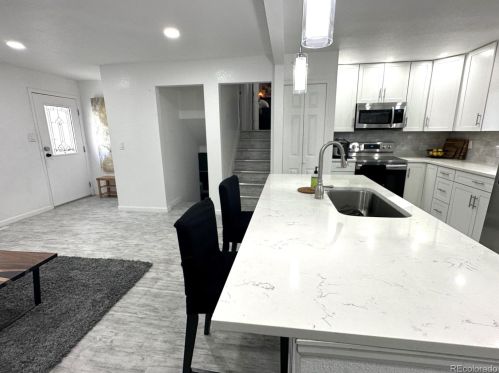 8217 Explorador Calle, Denver CO  80229-5566 exterior