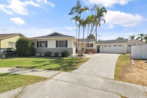 108 Concord Ave, Fullerton, CA 92831-4216