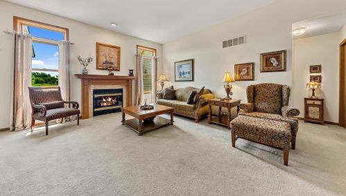 831 Shannon Dr, Crown Point IN  46307-8999 exterior