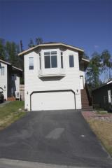 8941 Birch Park Cir, Eagle River, AK 99577-8840