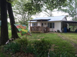 990 Liles Rd, Bruceton, TN 38317-6018