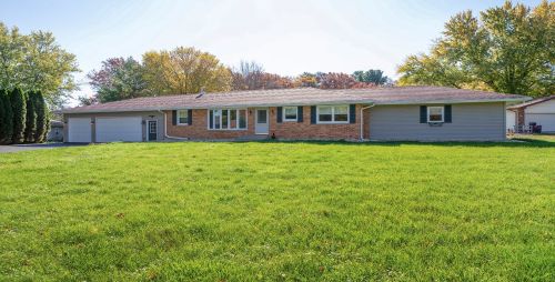295 Margaret Fuller Rd, Oregon, IL 61061-9302
