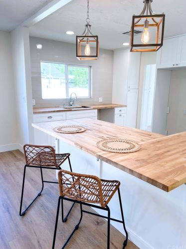 4226 Highland Pl, Riverside CA  92506-1104 exterior