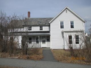21 Eldridge St, Lebanon, NH 03766-1023