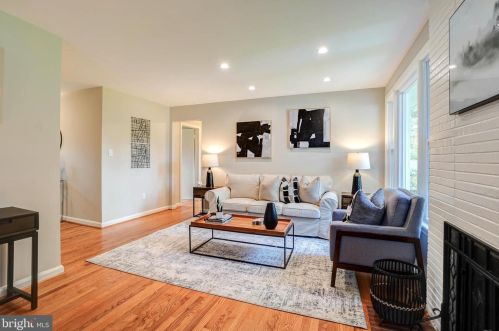 2221 Kimball Pl, Silver Spring MD 20910-1161 exterior