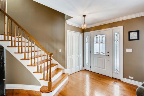 902 Cherry Ln, Arlington Hts, IL 60004-3303