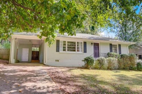 2612 Blount St, Atlanta GA  30344-6716 exterior